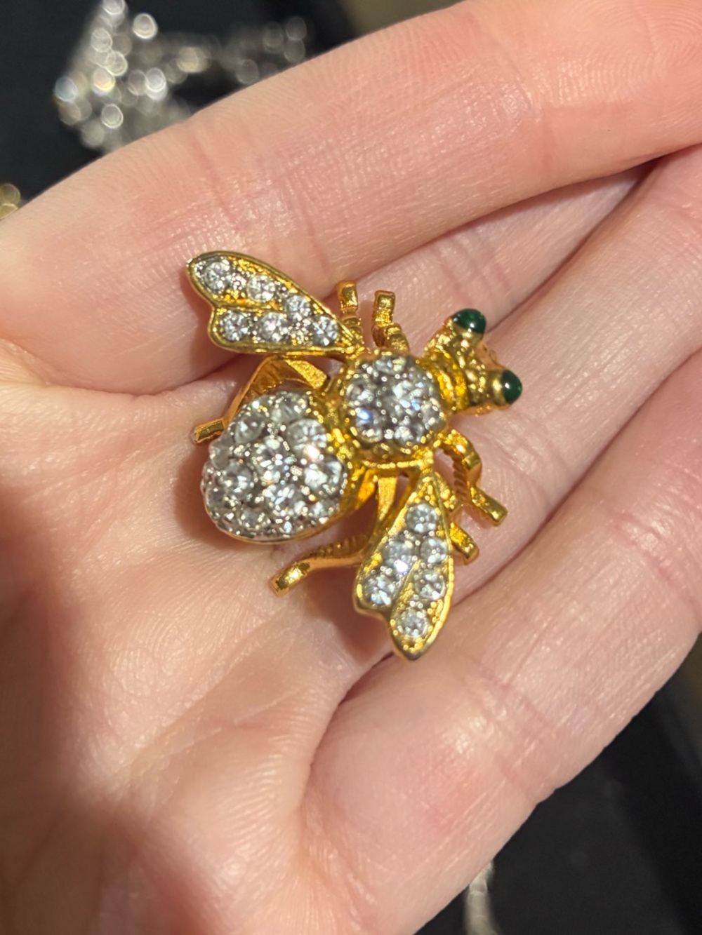 Vintage Joan Rivers rhinestone bee brooch